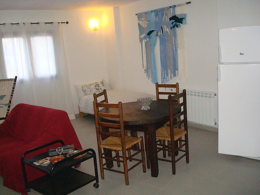 Apartments Luna 19 Alcaniz Bagian luar foto